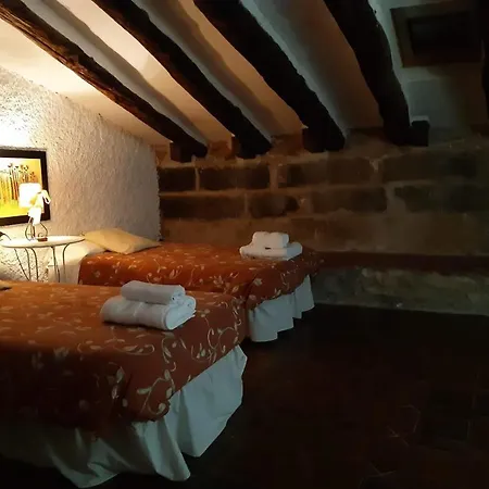 Lo Cremalle Valderrobres Exterior photo
